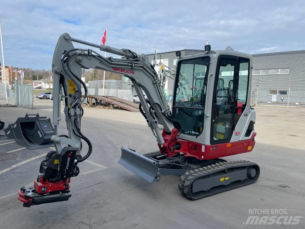 Takeuchi TB 225 Minibagger < 7t