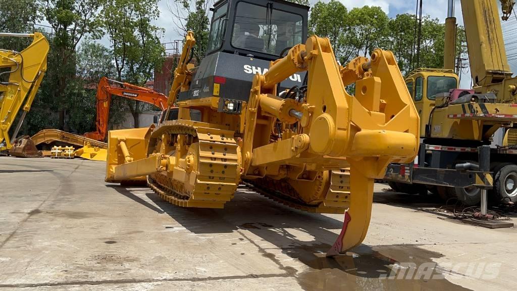 Shantui SD 32 Bulldozer