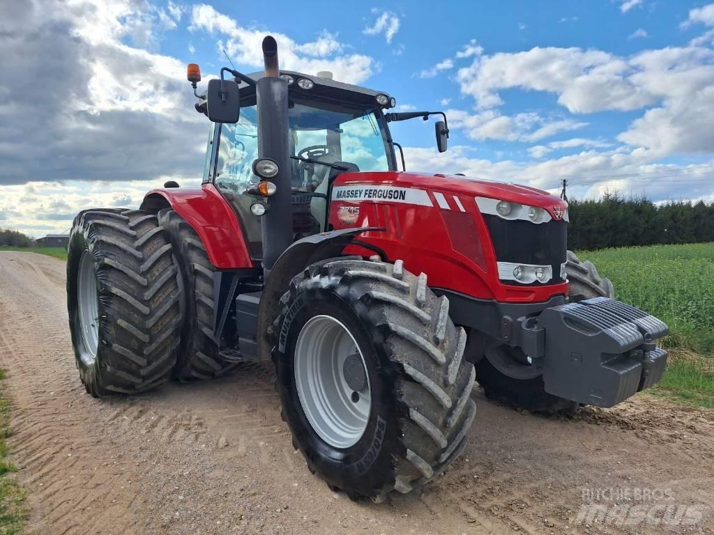 Massey Ferguson 7715 Traktoren