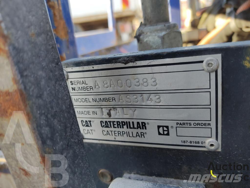 CAT AP 255 E Strassenfertiger