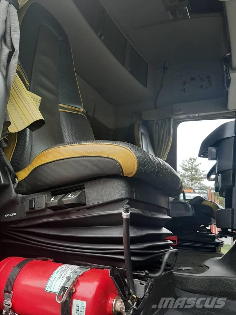 Volvo FH 16 Holzfahrzeuge