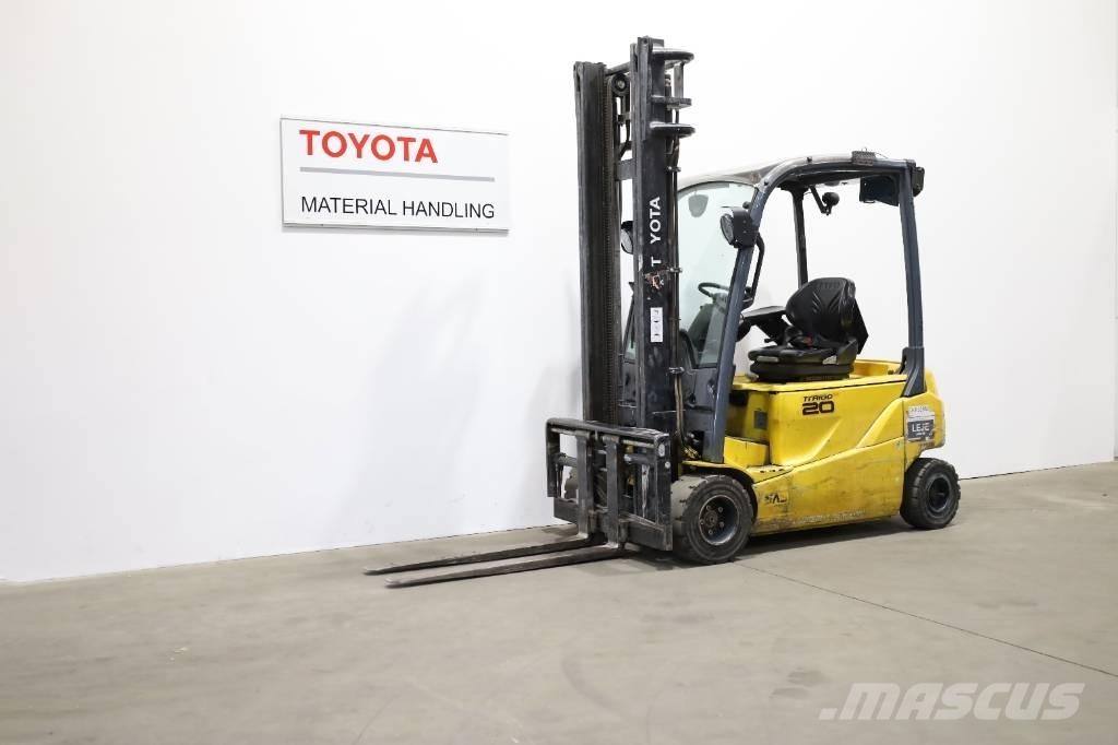 Toyota 8FBM20T Elektro Stapler