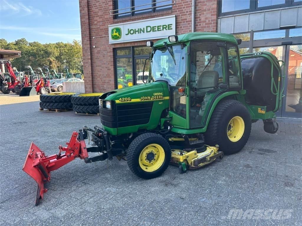 John Deere 4200 Kleintraktoren
