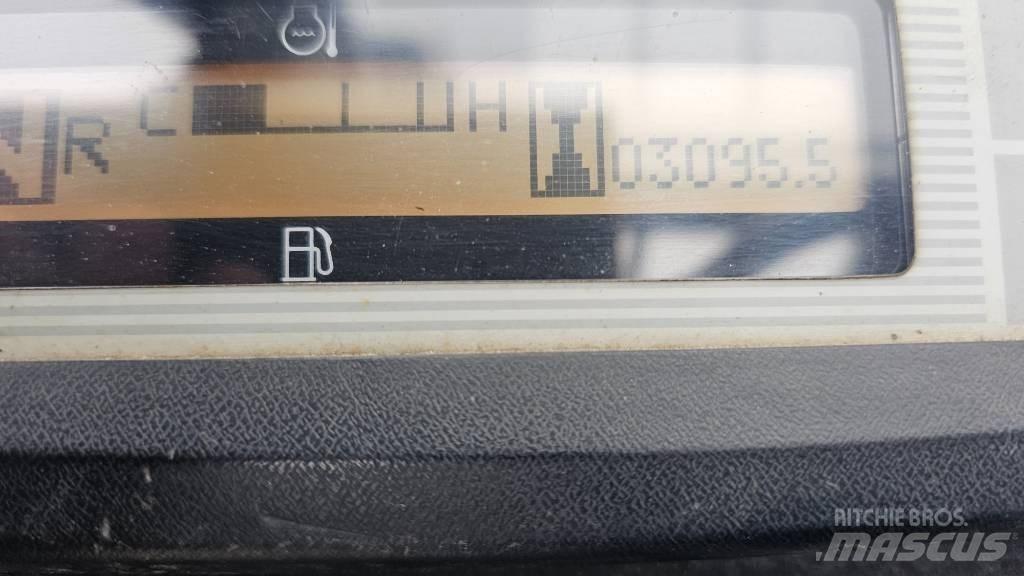 Nissan UG1D2A32LQ Gas Stapler