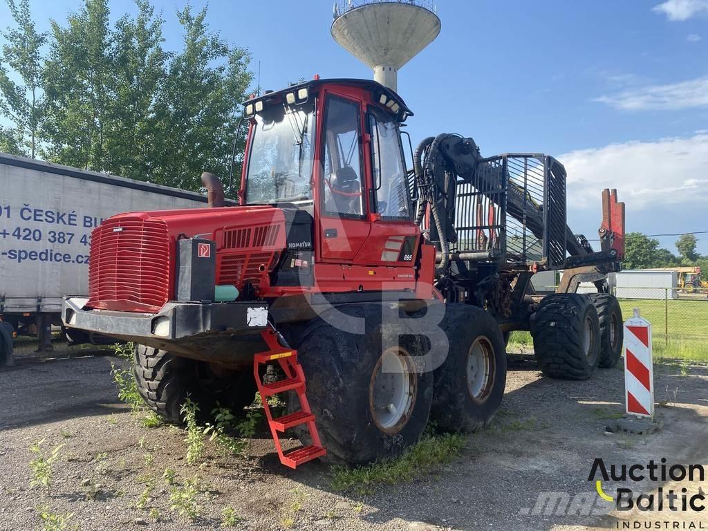 Komatsu 895 Forwarder