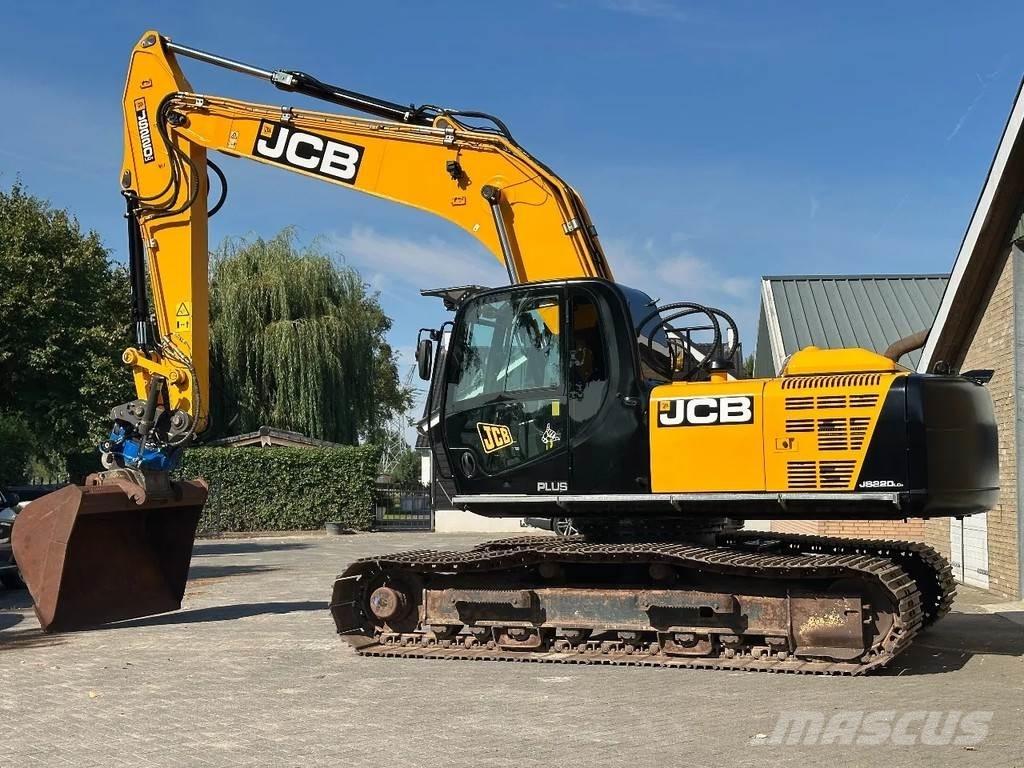 JCB JS220LC plus Raupenbagger