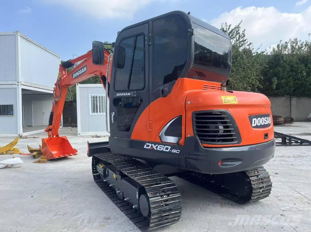 Doosan DX 60-9 C Midibagger  7t - 12t