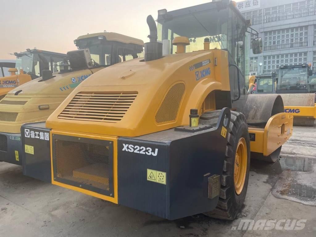 XCMG XS 223 J Walzenzüge