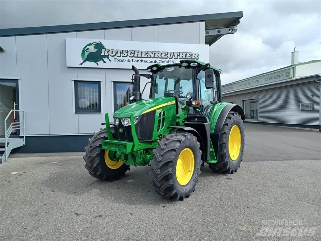 John Deere 6110M Traktoren