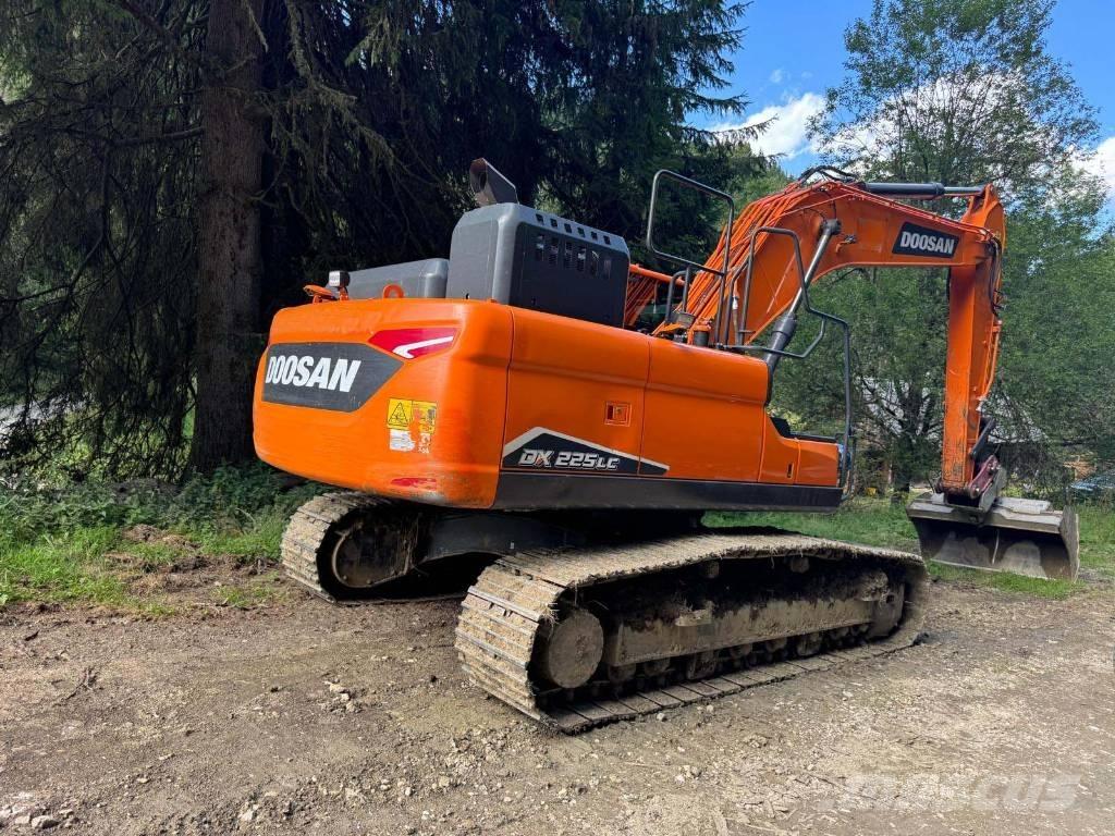 Doosan DX 225 LC-7 Raupenbagger
