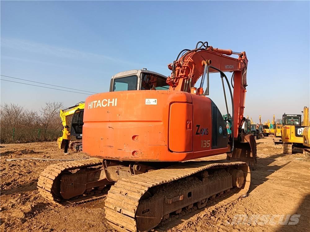 Hitachi ZX135US Raupenbagger