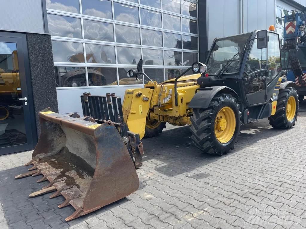 Komatsu WH609-1ED Teleskoplader