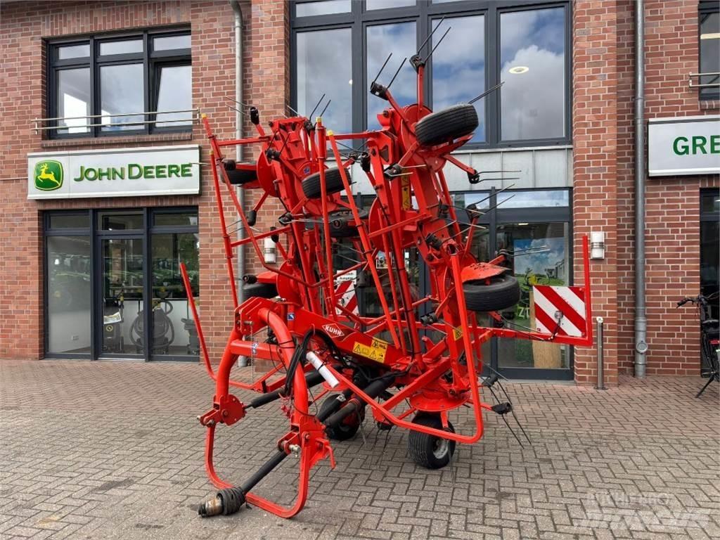 Kuhn GF 8702 Kreiselheuer/-wender