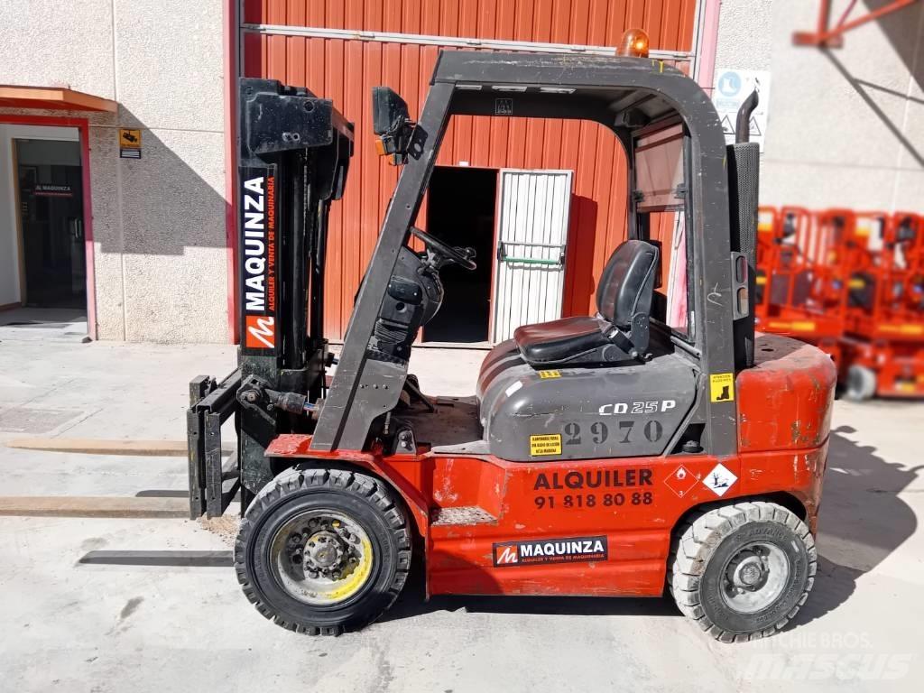 Manitou CD 25 P Diesel Stapler
