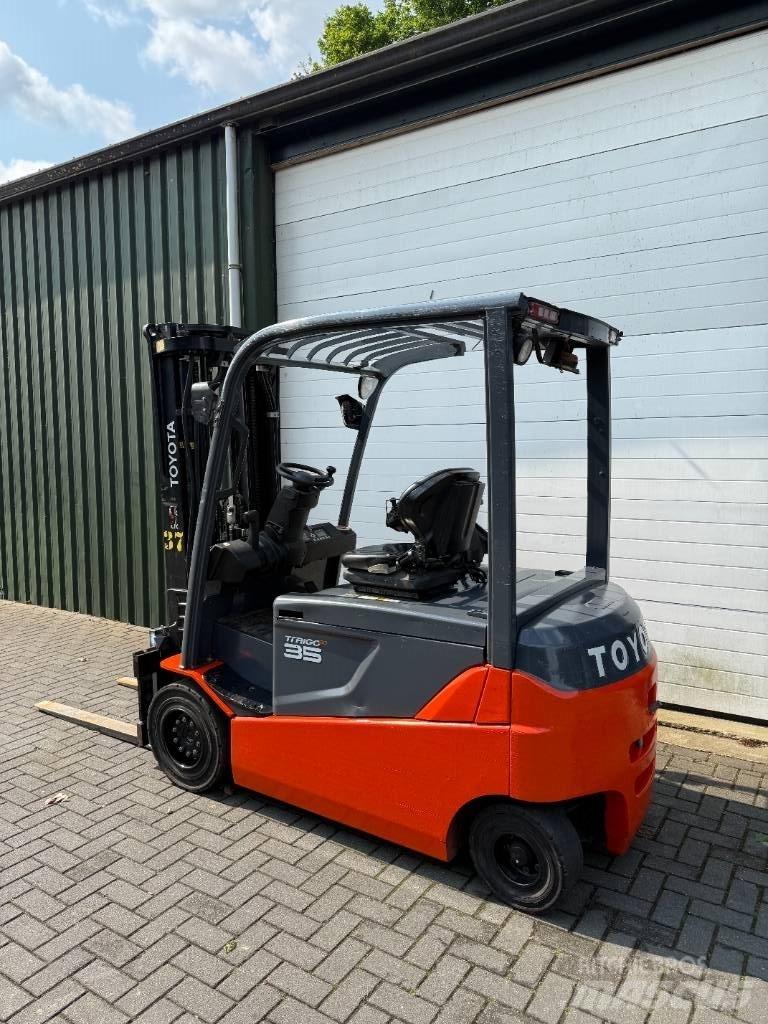 Toyota 8 FBMT 35 Elektro Stapler