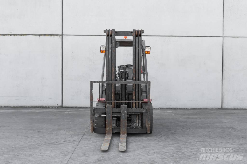 Manitou MI 30 D Diesel Stapler