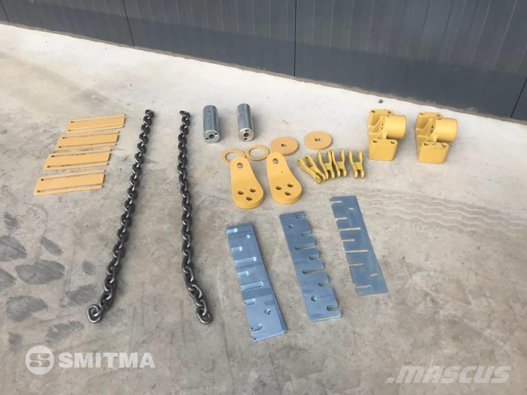 CAT 740B Heckklappe