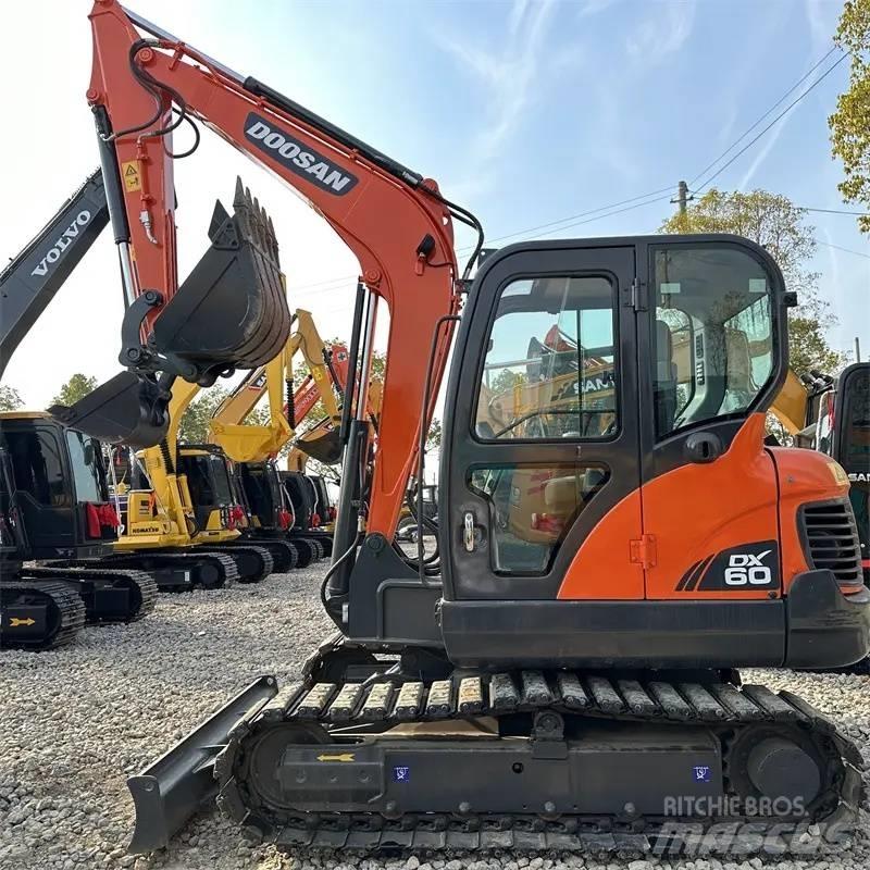 Doosan DX 60 Minibagger < 7t
