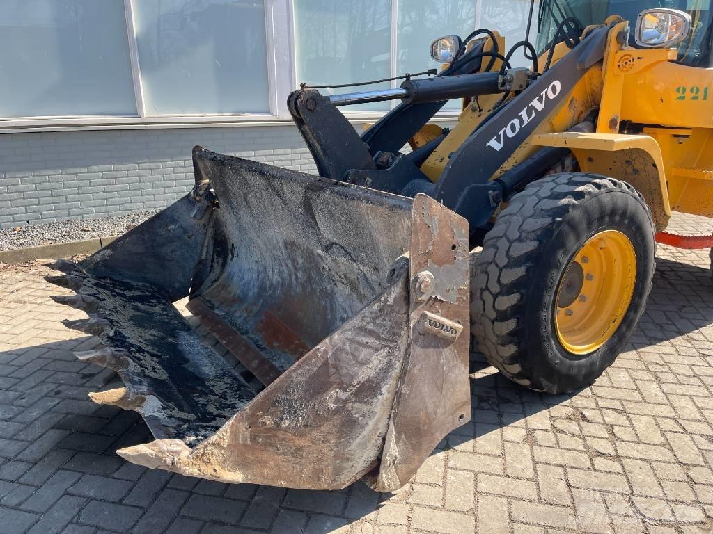 Volvo L 30 G  2017     CE Radlader