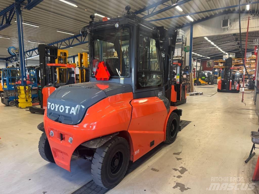 Toyota 9 FBM 60 T Elektro Stapler