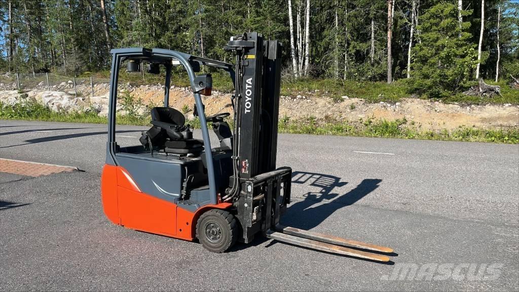 Toyota 8 FBET 16 Elektro Stapler