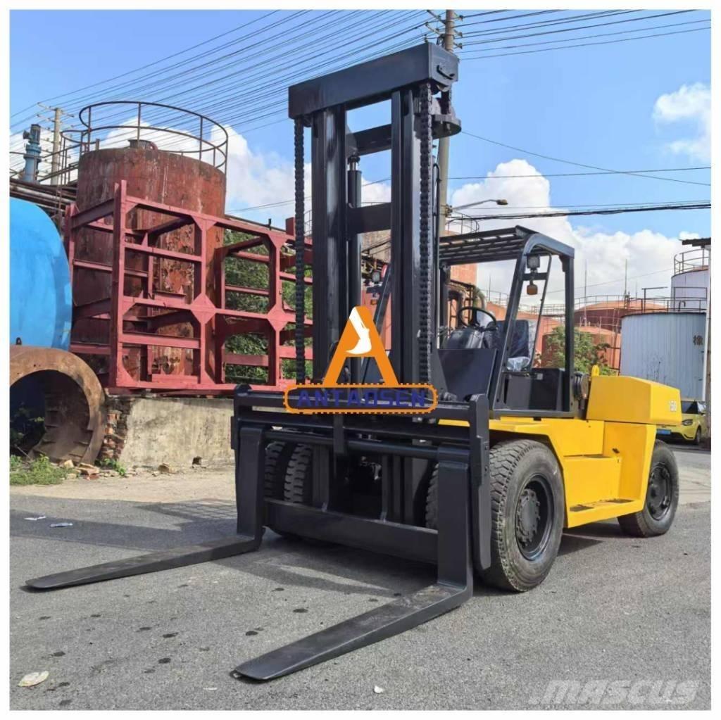 Komatsu FD150-7 Diesel Stapler