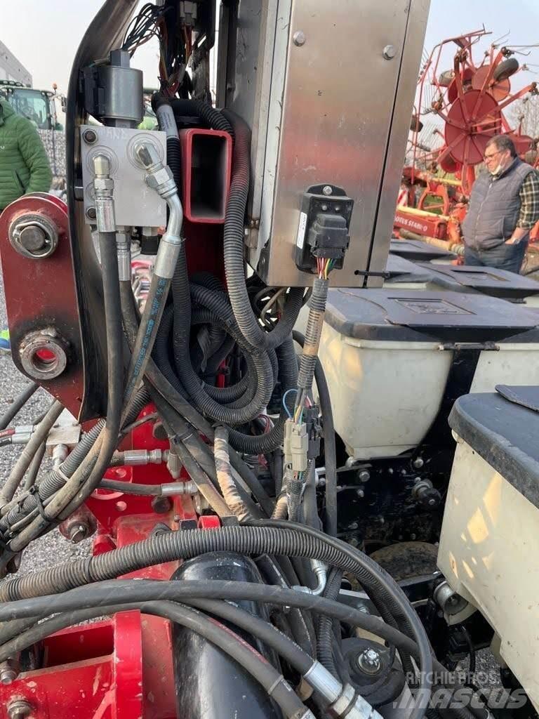 Kinze 8 FILE Pflanzmaschinen