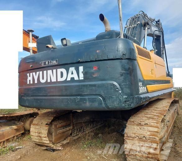 Hyundai HX 300 AL Raupenbagger