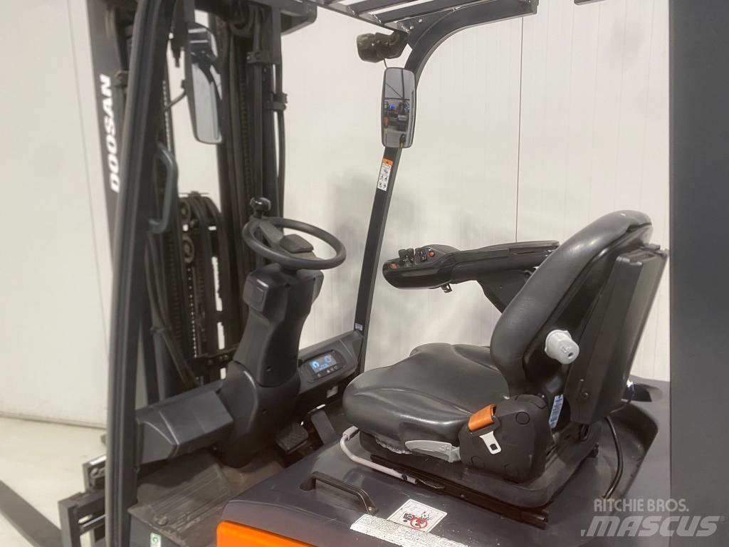Doosan B18X-7 Elektro Stapler