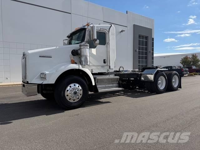 Kenworth T 800 Sattelzugmaschinen