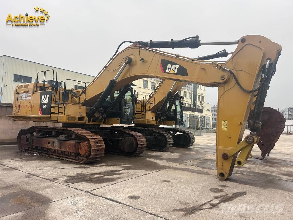 CAT 374 Raupenbagger