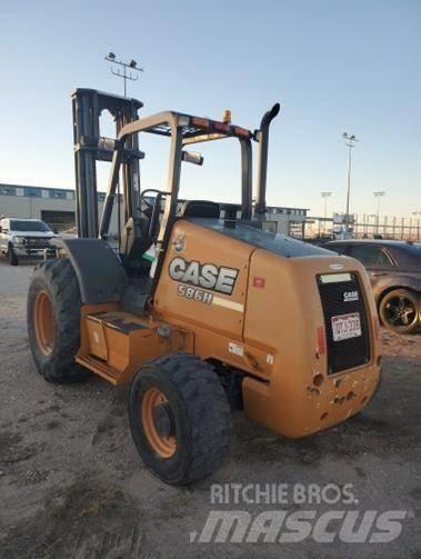 CASE 586H Geländestapler