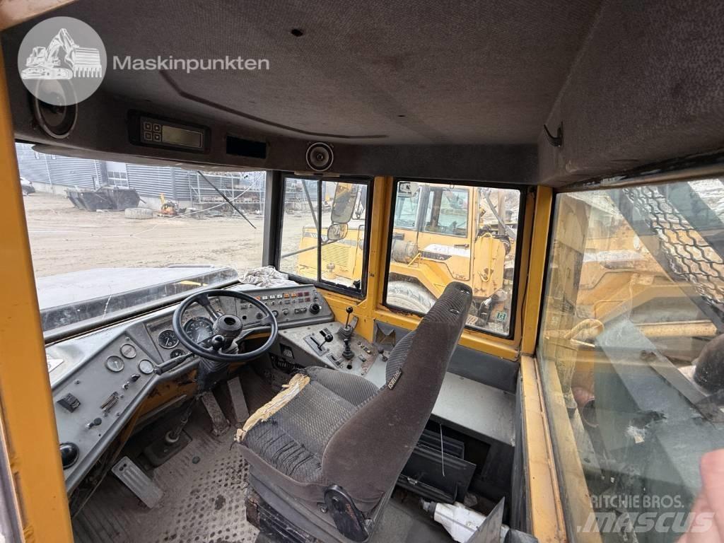 Volvo A 25 C Dumper - Knickgelenk