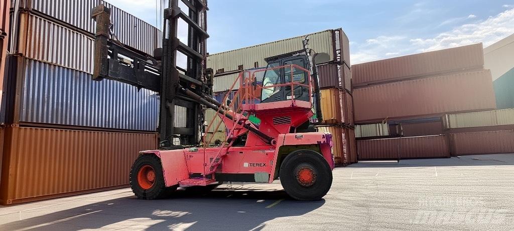 Terex FDC 25K Reach-Stacker