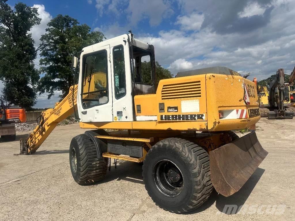 Liebherr A900 Mobilbagger