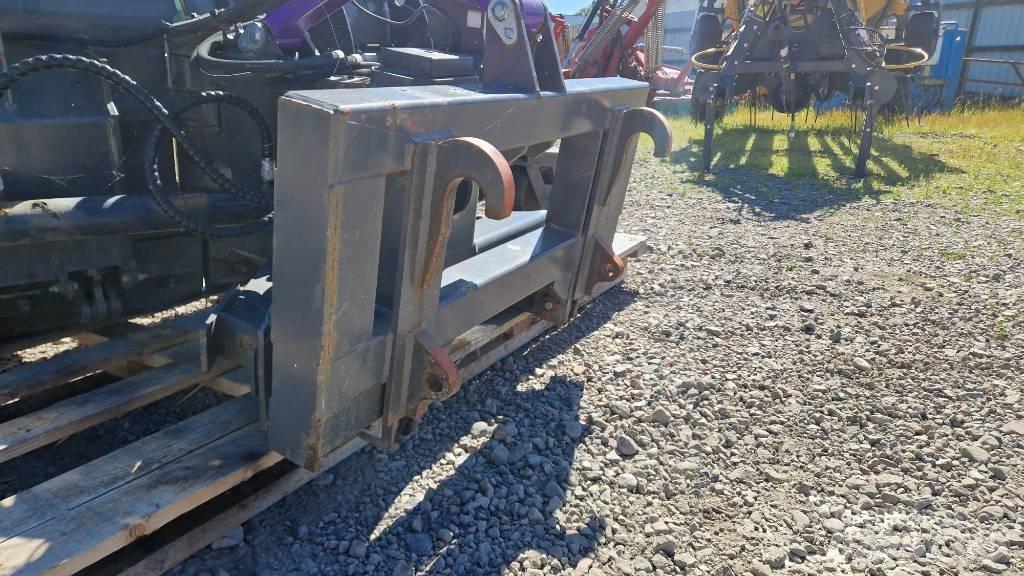 Holms PV 320 Vikplog Pflüge