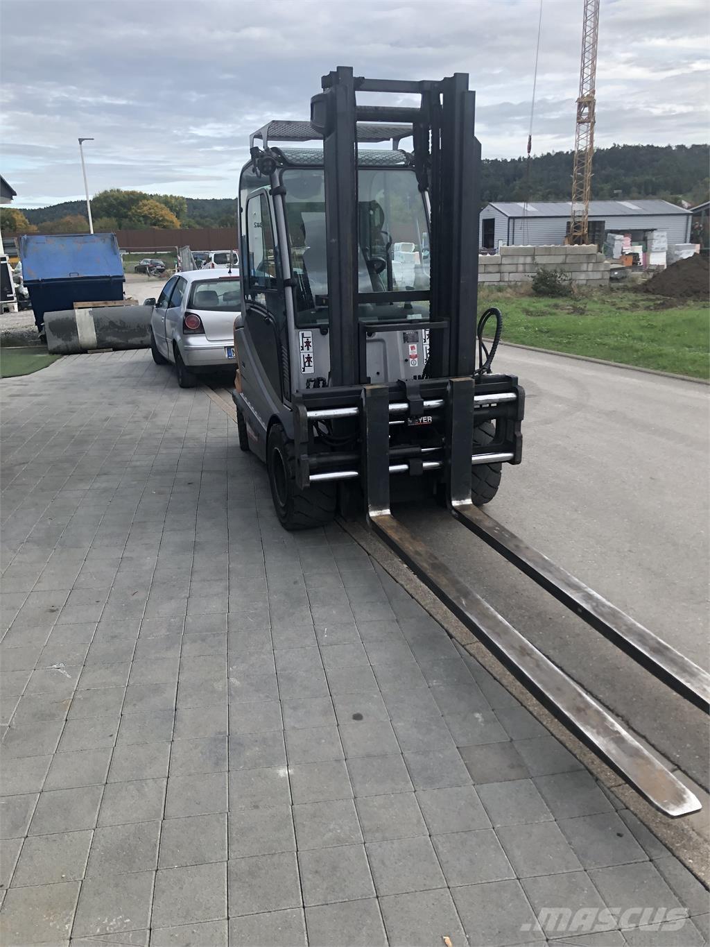 Still RX60-50/600 Elektro Stapler