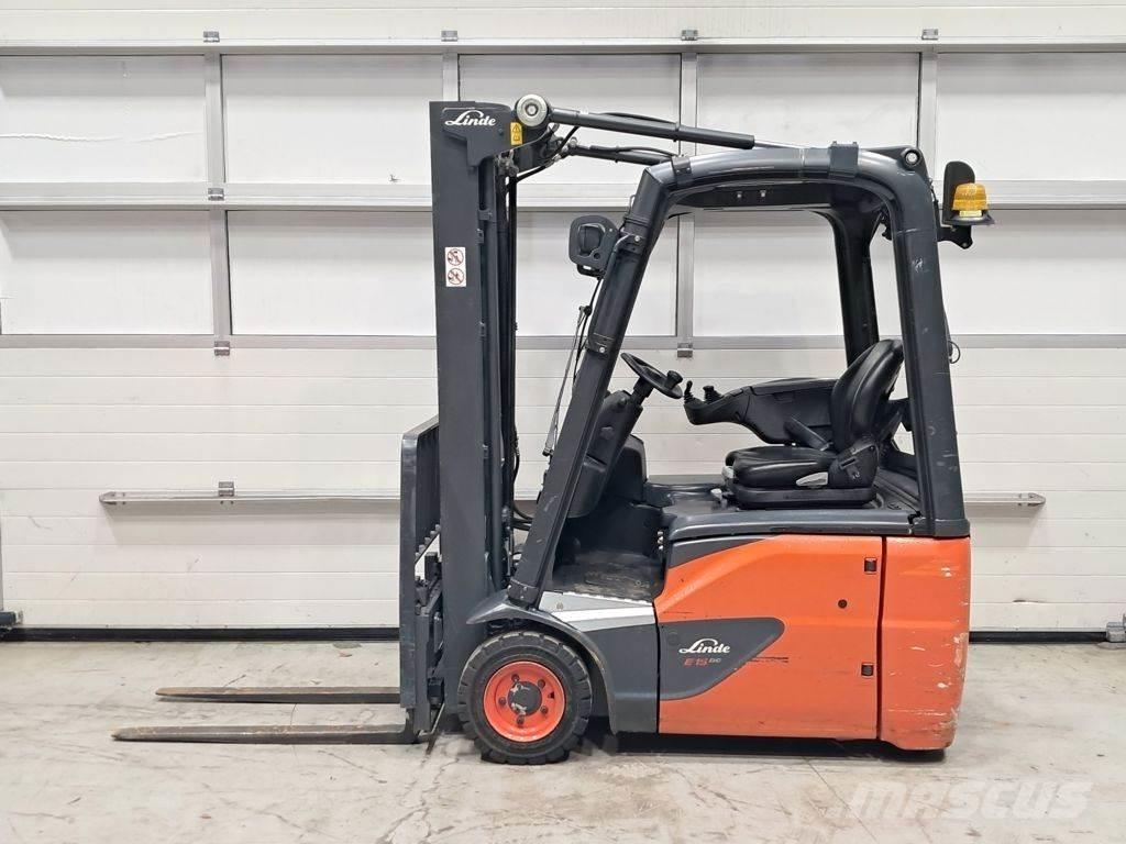 Linde E15-02 Elektro Stapler
