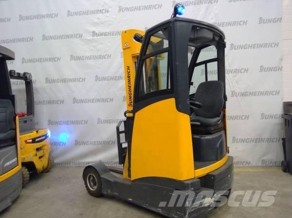 Jungheinrich ETV C16 Schubmaststapler