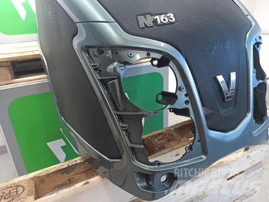 Valtra N 163 hood Kabinen