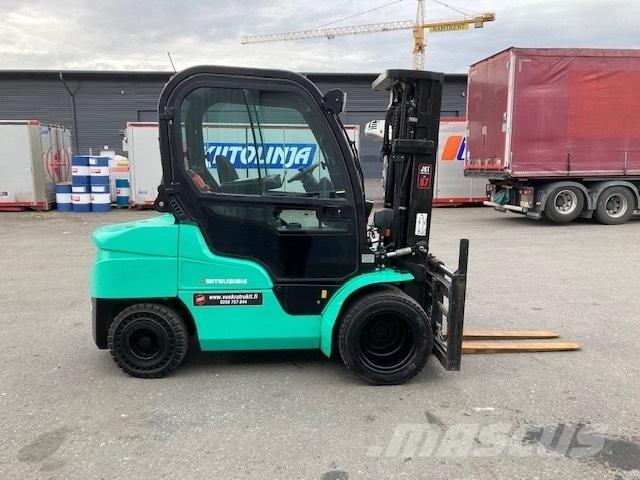 Mitsubishi FD35N Diesel Stapler