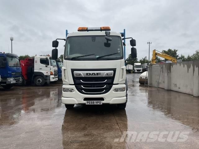 DAF LF 230 Pritschenwagen mit Seilwinde