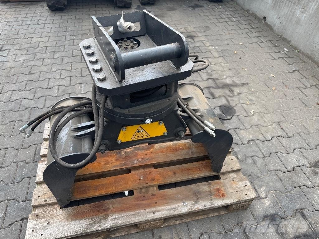 Mustang GRP 150 CH Greifer