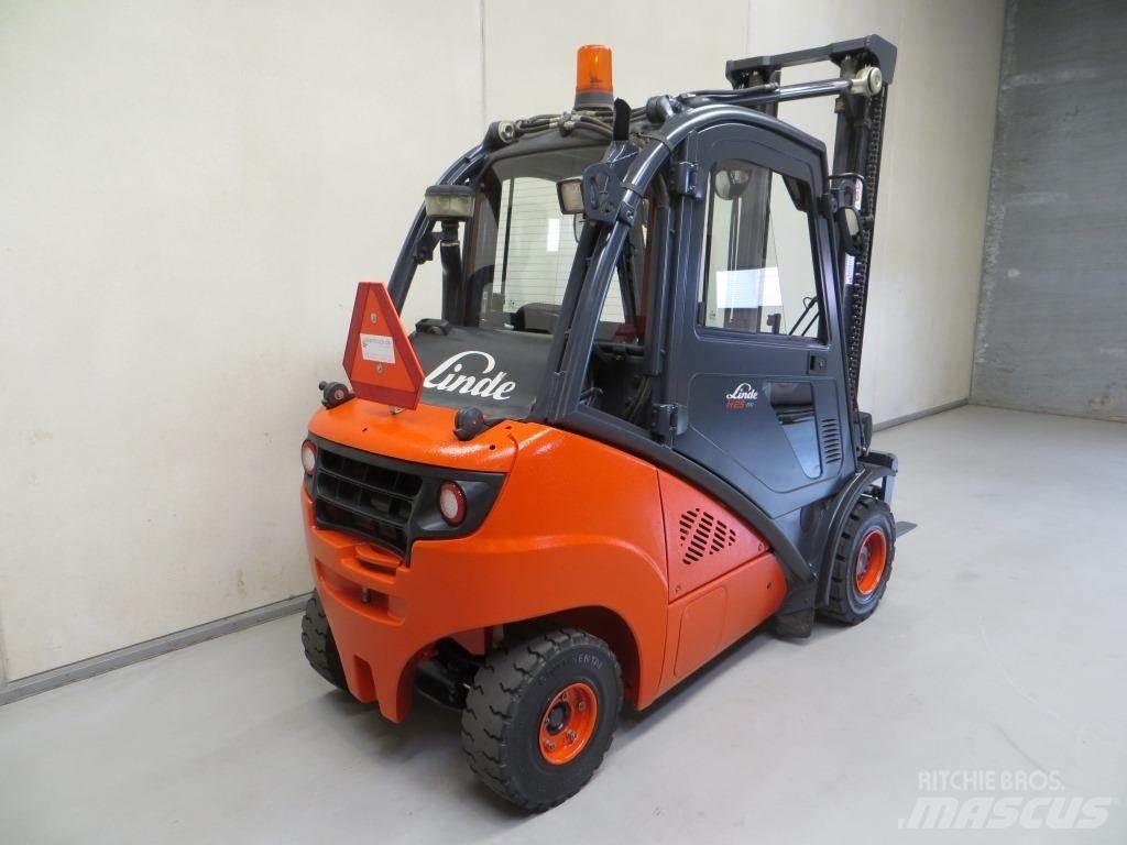 Linde H25T Gas Stapler