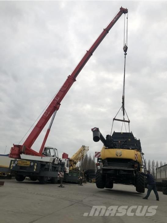 Grove GMK 3050 All-Terrain-Krane