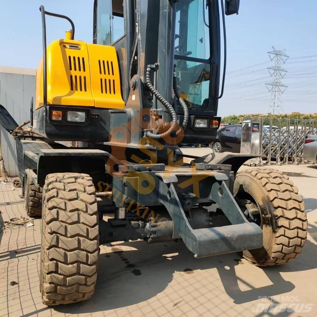 Hyundai 60 W VS Mobilbagger
