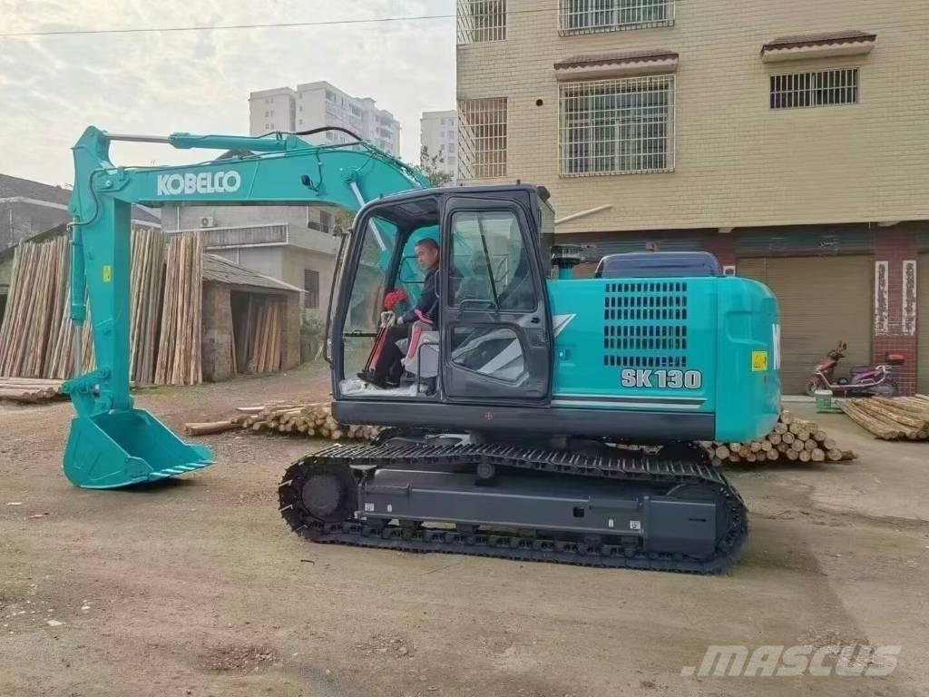 Kobelco SK130-11 Midibagger  7t - 12t