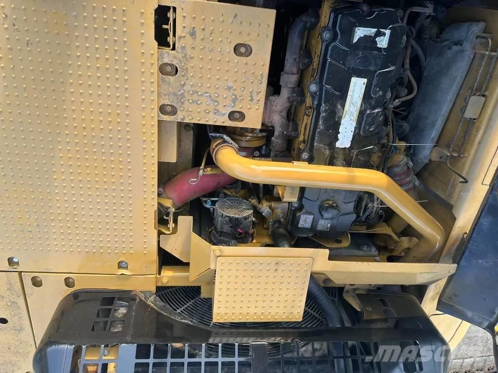 CAT 330 D Raupenbagger