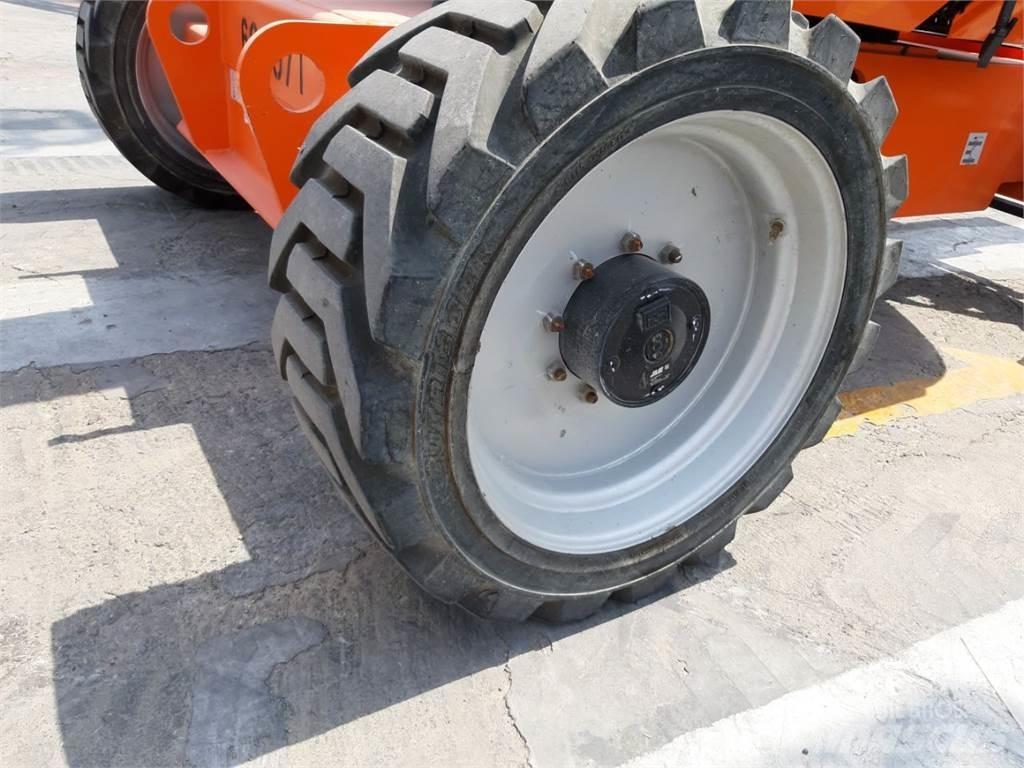 JLG 600AJ Gelenkteleskoparbeitsbühnen