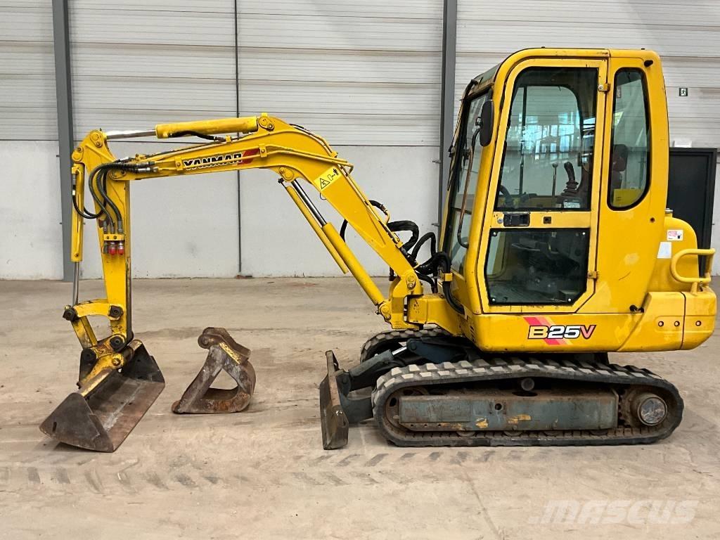 Yanmar B 25 V Minibagger < 7t